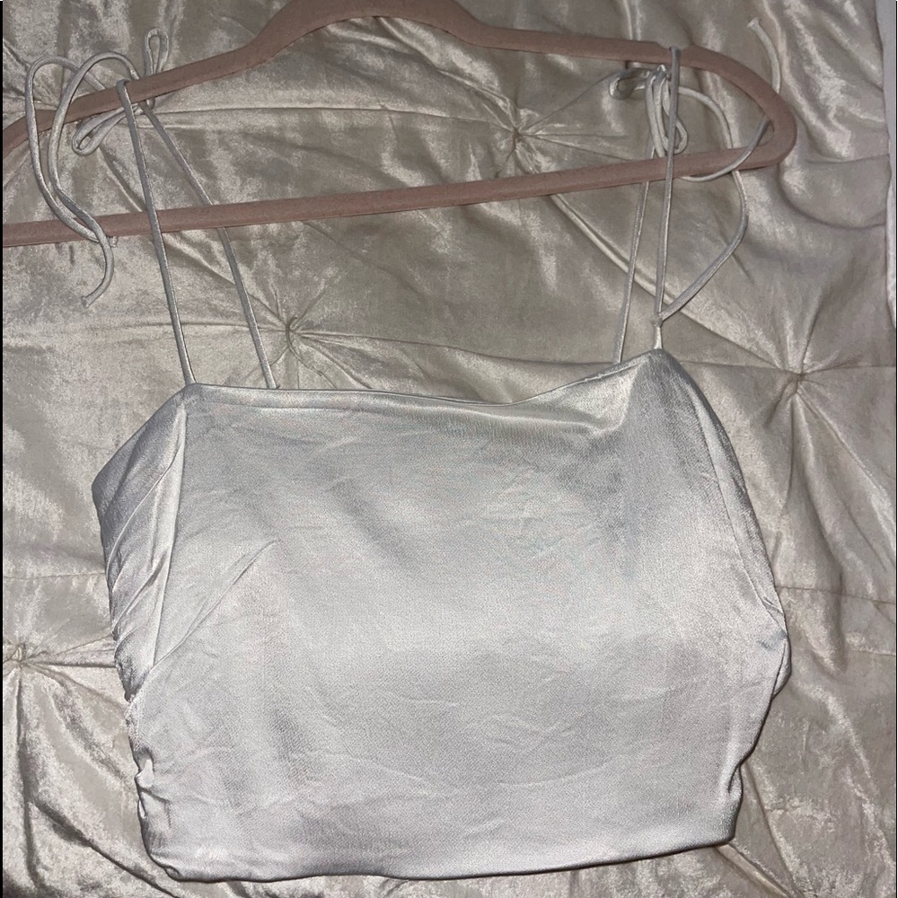 Zara pearl crop